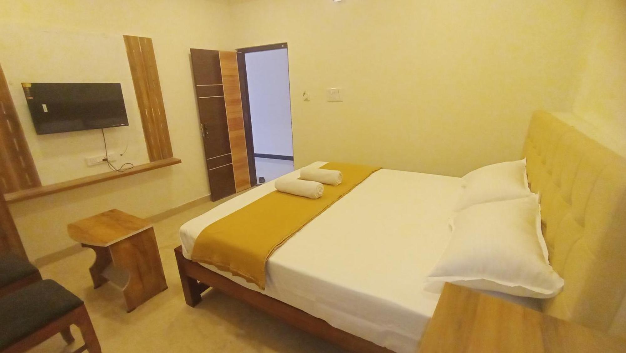 Mahadeepam Residency Villa Tiruvannāmalai Eksteriør billede