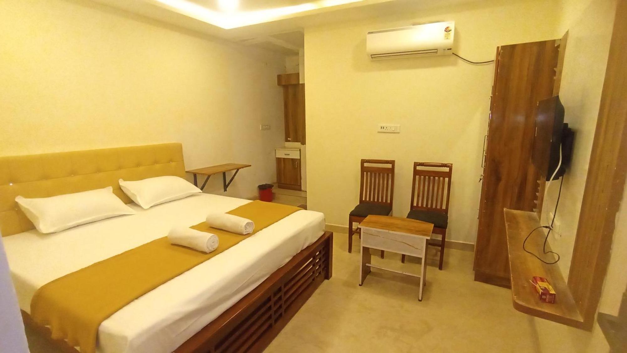 Mahadeepam Residency Villa Tiruvannāmalai Eksteriør billede