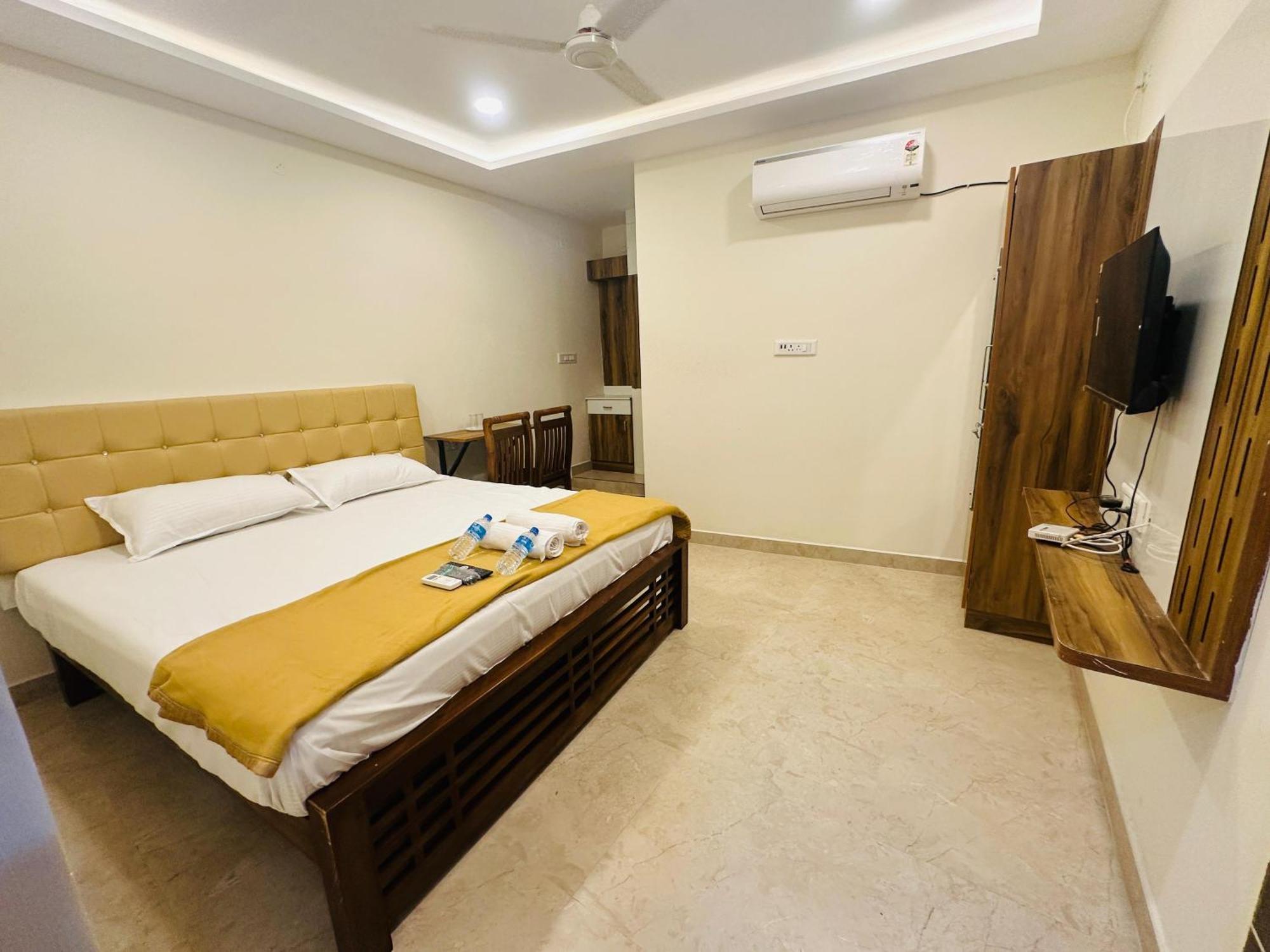 Mahadeepam Residency Villa Tiruvannāmalai Eksteriør billede