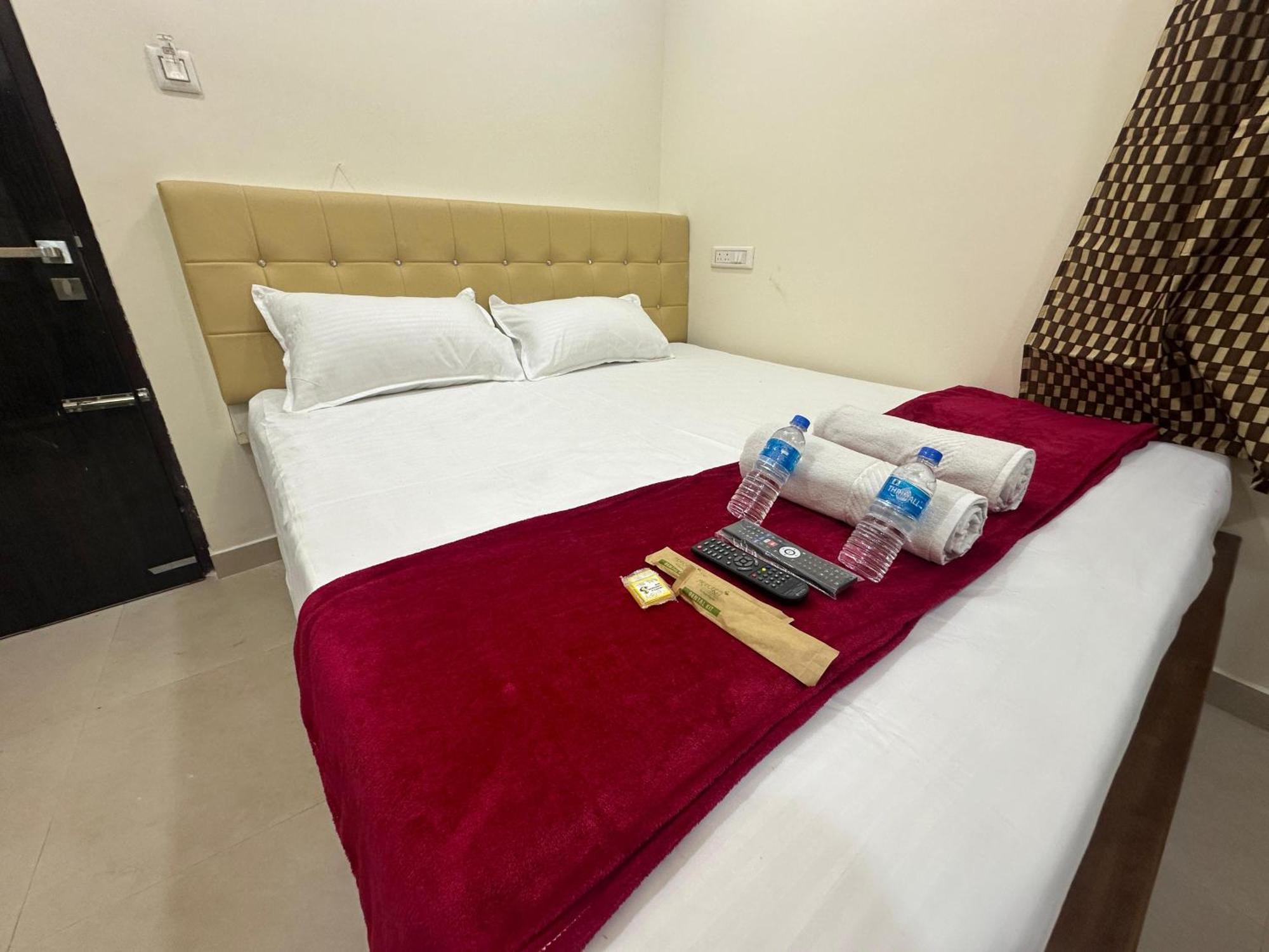 Mahadeepam Residency Villa Tiruvannāmalai Eksteriør billede